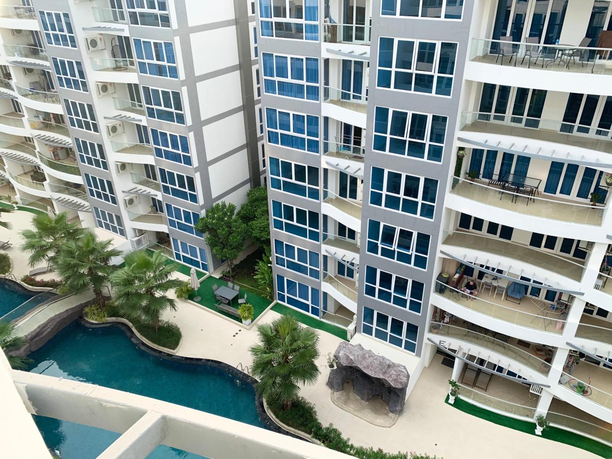 Centara Avenue Residence By Daisy Pattaya 1 Екстериор снимка